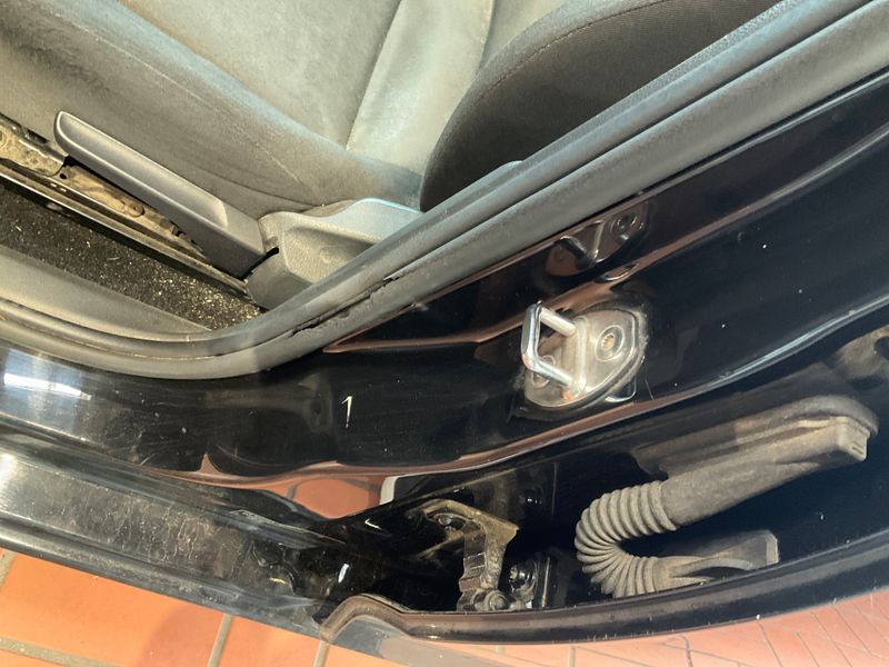 Skoda Rapid Spaceback 1.2 TSI Active 2015 – снимка 35