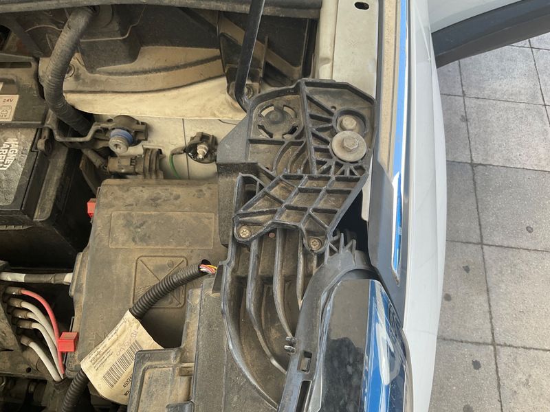 Peugeot 3008 1.5 Blue-HDi Business 2020 – снимка 34
