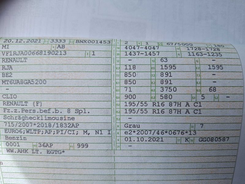 Renault Clio 1.0 TCe Zen — zdjęcie 15
