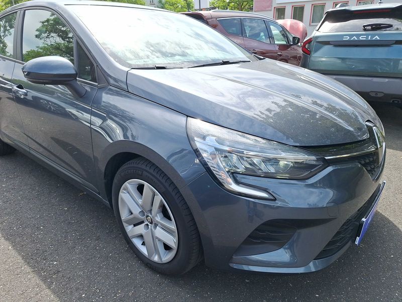 Renault Clio 1.0 TCe Zen — zdjęcie 6