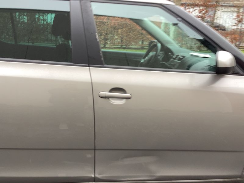 Skoda Fabia 1.2 Ambition — zdjęcie 7