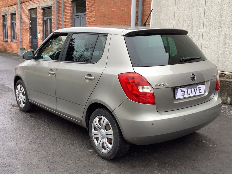 Skoda Fabia 1.2 Ambition — zdjęcie 3