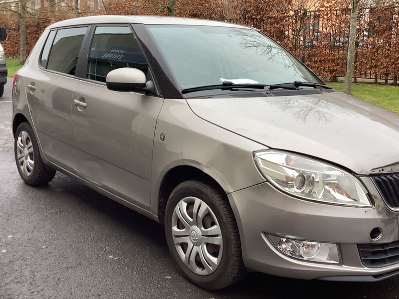 Skoda Fabia 1.2 Ambition — zdjęcie 8