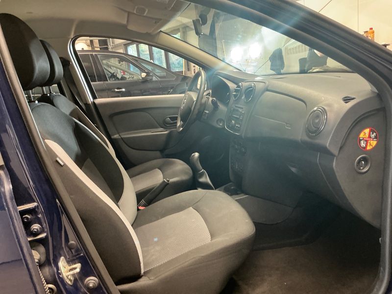 Dacia Logan MCV 1.2 Ambiance — zdjęcie 3