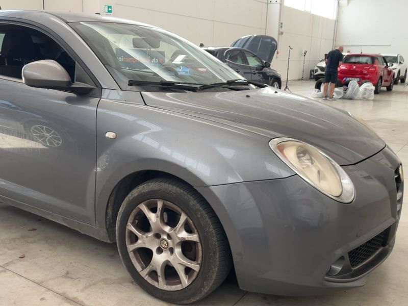 Alfa Romeo MiTo 1.6 JTD Distinctive — zdjęcie 8
