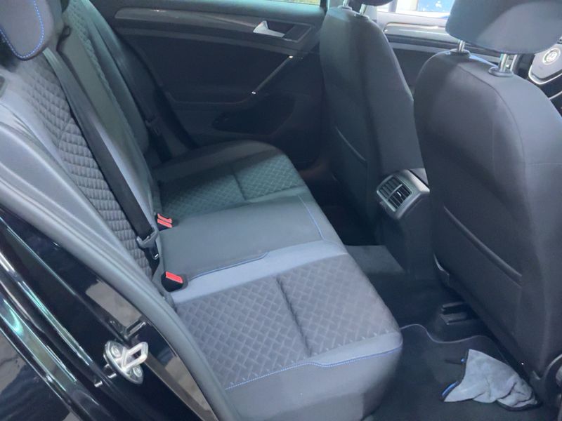 Volkswagen Golf VII 1.0 TSI Join — zdjęcie 14