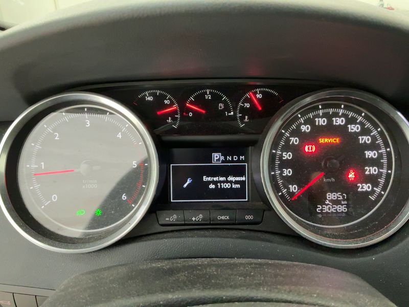 Peugeot 508 2.0 HDi Féline — zdjęcie 13