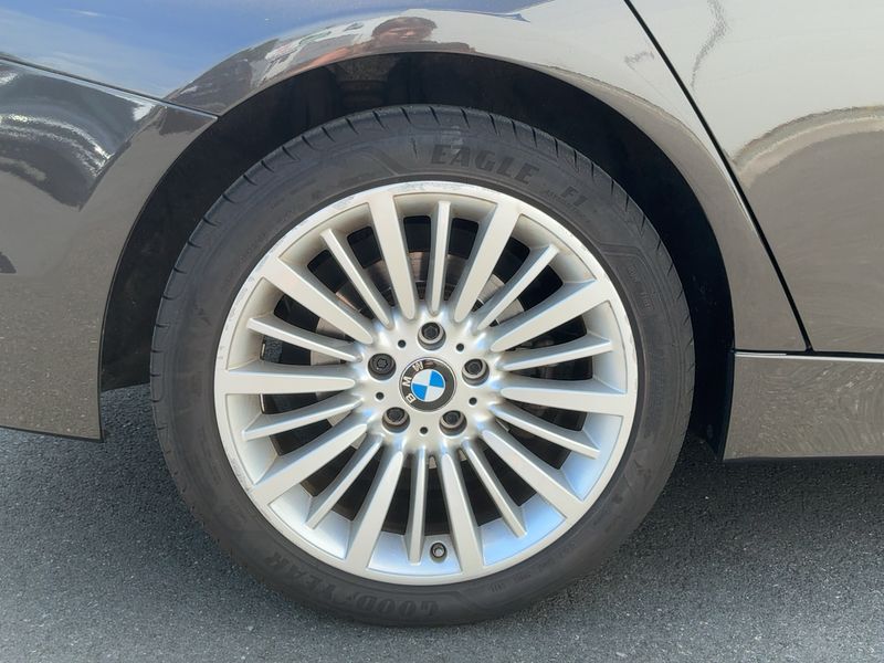 BMW 3er 330i xDrive Luxury Line 2016 – снимка 9