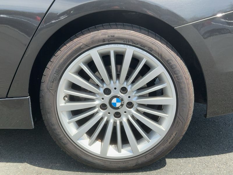 BMW 3er 330i xDrive Luxury Line 2016 – снимка 5