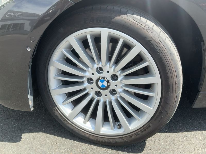 BMW 3er 330i xDrive Luxury Line 2016 – снимка 3