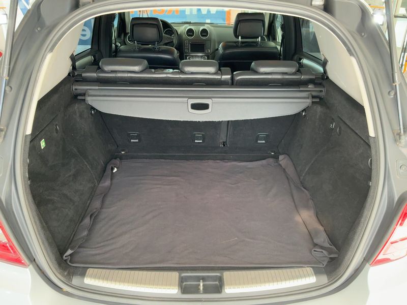 Mercedes-Benz M-Klasse ML 300 CDI BlueEfficiency — zdjęcie 10