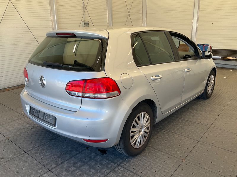 Volkswagen Golf VI 1.4 Trendline 2009 – снимка 2
