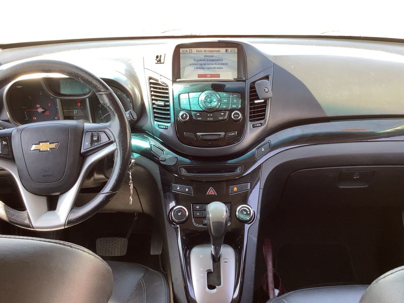 Chevrolet Orlando 2.0 Diesel LTZ — zdjęcie 12