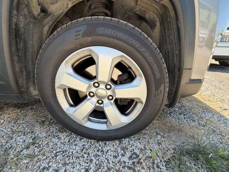 Jeep Compass 2.0 M-Jet Longitude 4WD 2019 – снимка 5