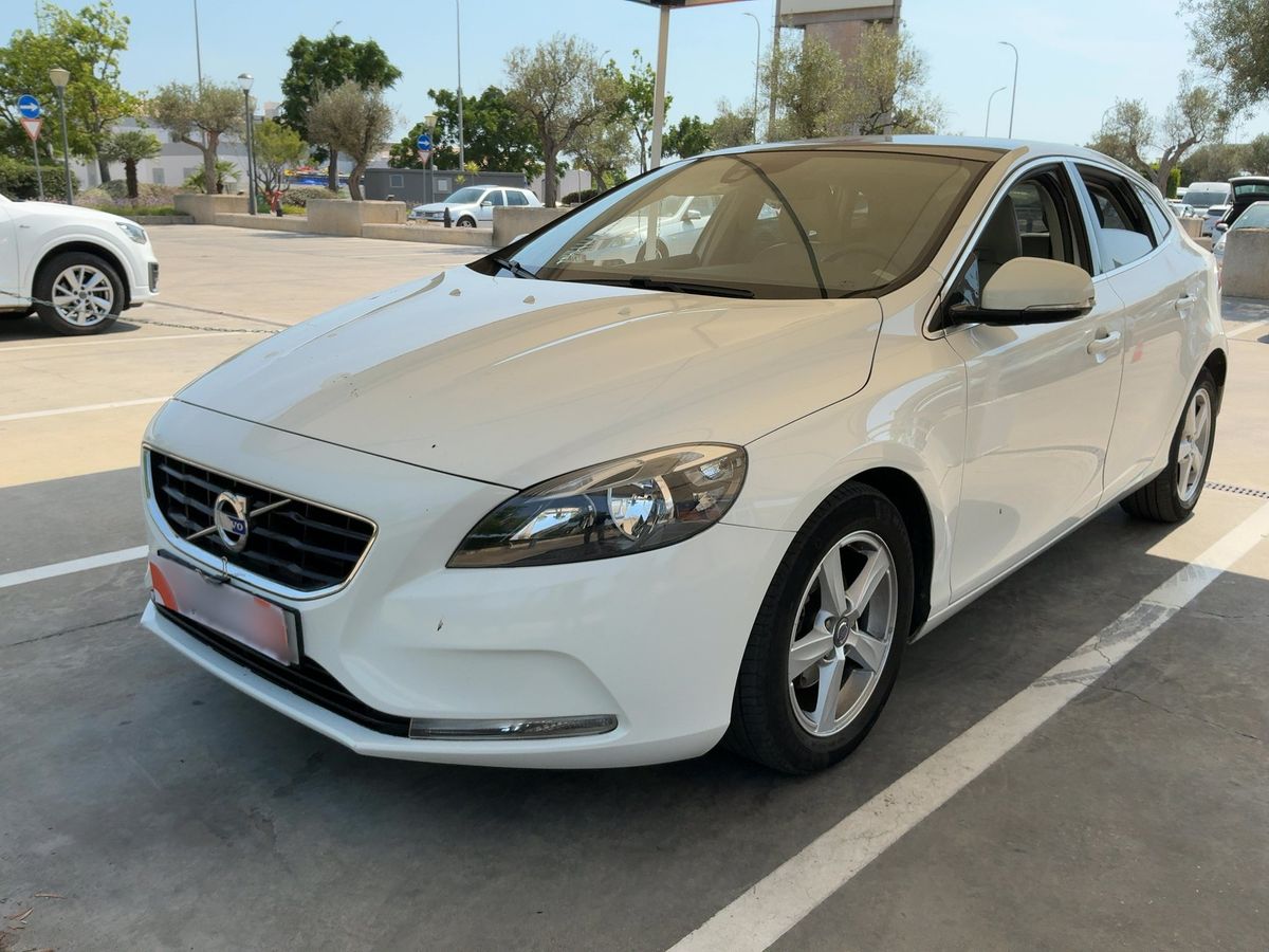 Volvo V40 2014