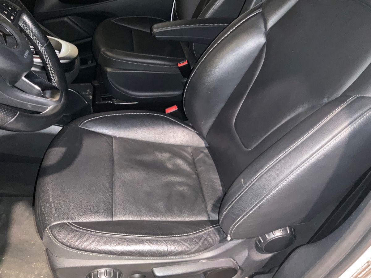 Mercedes-Benz V-Klasse 2021 — photo 25