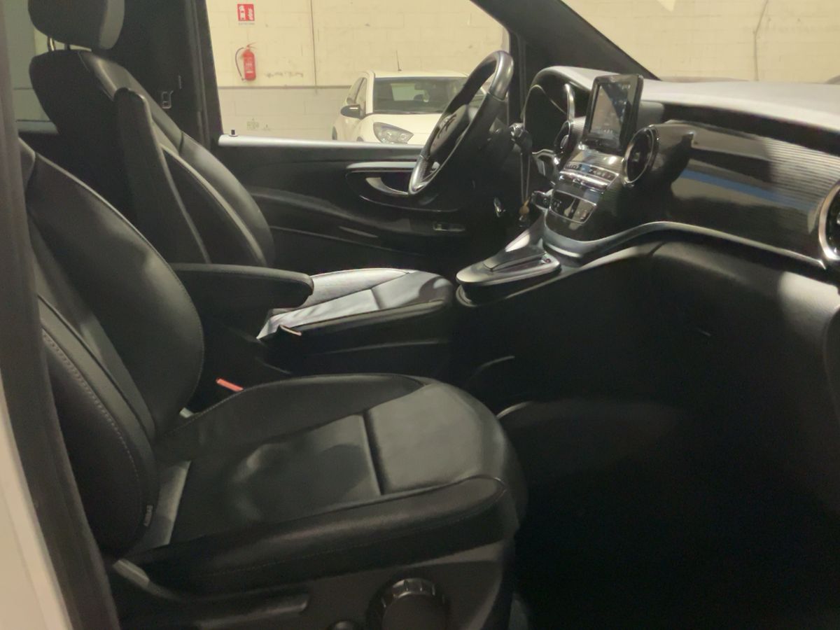 Mercedes-Benz V-Klasse 2021 — photo 18