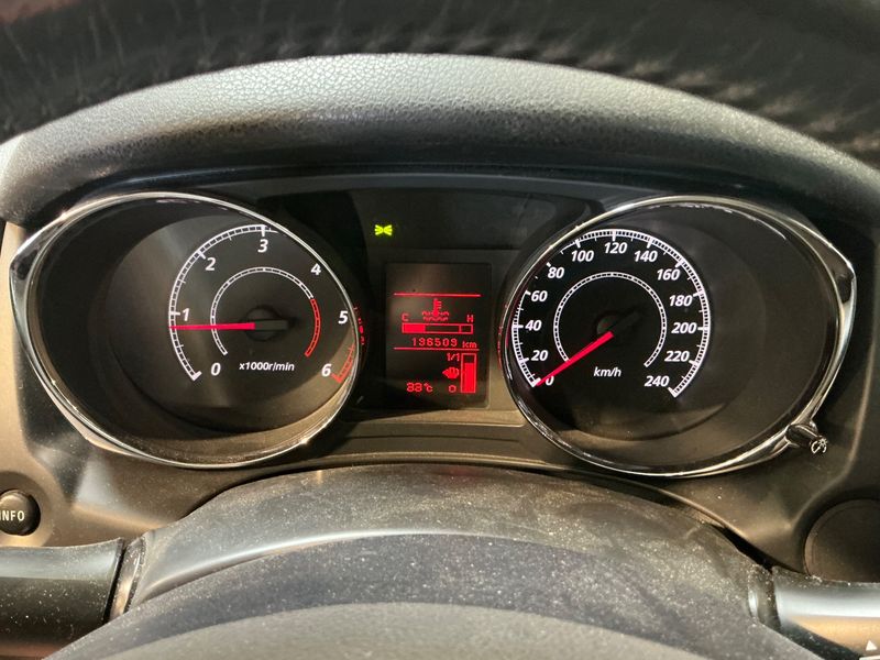 Citroen C4 Aircross 1.6 HDi Confort 4x2 — zdjęcie 13