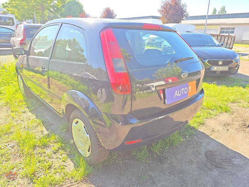 Ford Fiesta 1.4 Viva X 2005 – снимка 3