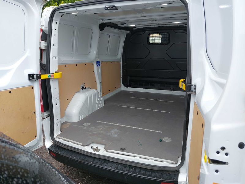 Ford Transit Custom 2.0 TDCi 300 L1 Trend — zdjęcie 9