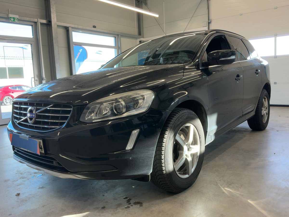 Volvo XC60 2015 — photo 1