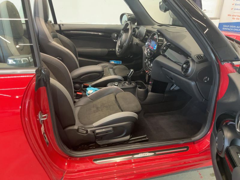 MINI Cabrio John Cooper Works — zdjęcie 11