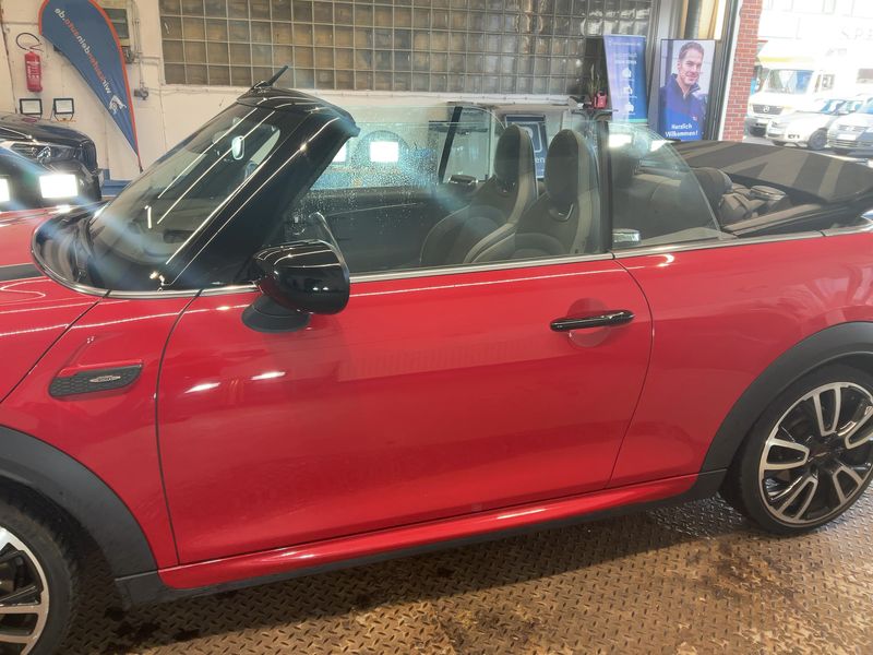 MINI Cabrio John Cooper Works — zdjęcie 4