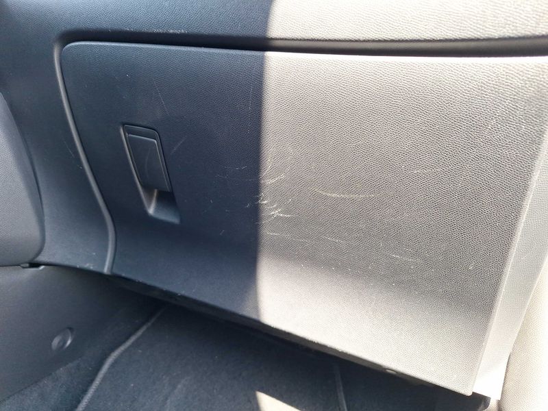 Peugeot 2008 1.2 PureTech Allure 2020 – снимка 46