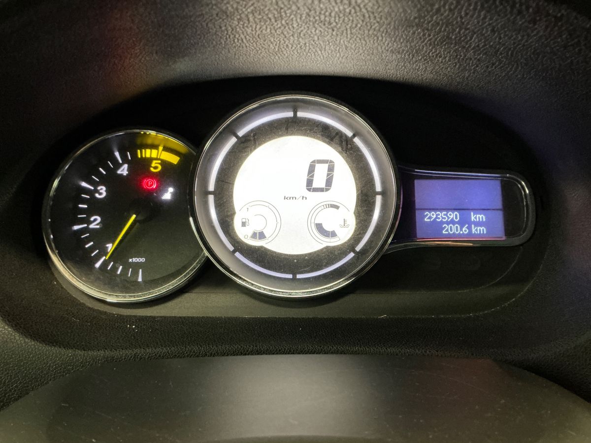 Renault Megane 2010 — photo 5
