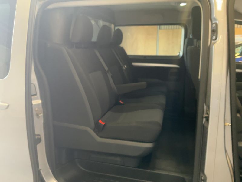 Peugeot Expert 2.0 Blue-HDi Cabine Approfondie Fixe Asphalt — zdjęcie 14
