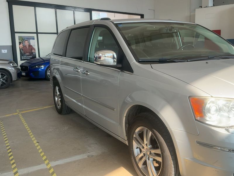 Chrysler Grand Voyager 2.8 CRD Limited — zdjęcie 8