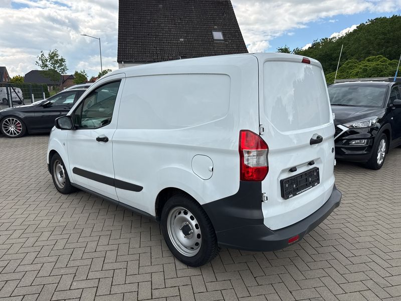 Ford Transit Courier 1.5 TDCi Basis — zdjęcie 23