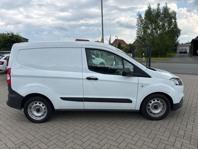 Ford Transit Courier 1.5 TDCi Basis — zdjęcie 19