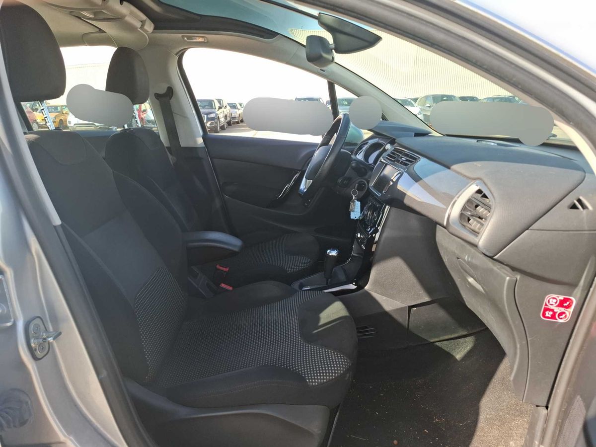 Citroen C3 2014 — photo 11