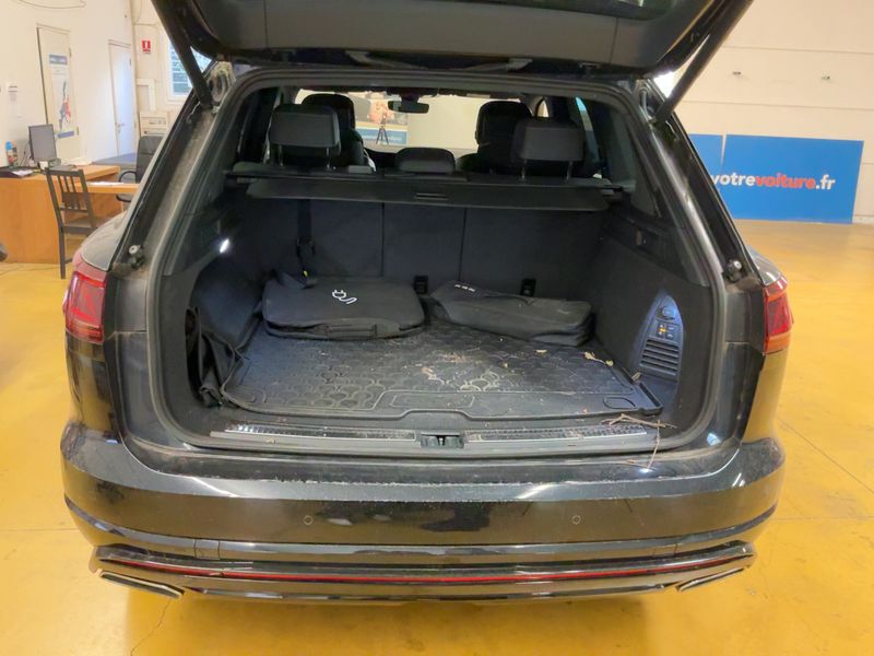 Volkswagen Touareg 3.0 eHybrid R 4Motion 2020 – снимка 15