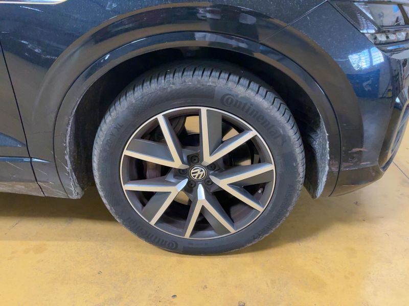 Volkswagen Touareg 3.0 eHybrid R 4Motion 2020 – снимка 11