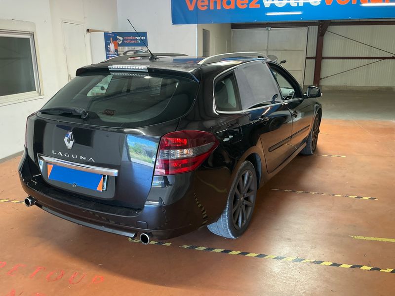 Renault Laguna 2.0 dCi GT 4Control — zdjęcie 2