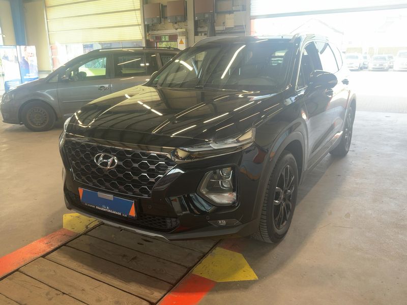 Hyundai Santa