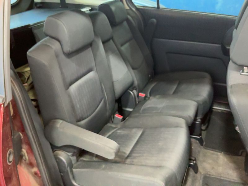 Mazda 5 2.0 Turbodiesel 110 CD TX 2010 – снимка 19
