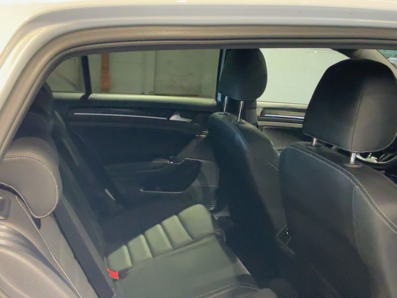 Volkswagen Golf VII 2.0 TSI R 4Motion BlueMotion Tech — zdjęcie 14