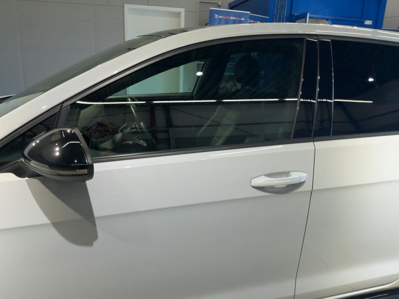 Volkswagen Golf VII 2.0 TSI R 4Motion BlueMotion Tech — zdjęcie 4