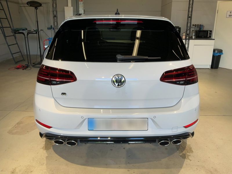 Volkswagen Golf VII 2.0 TSI R 4Motion BlueMotion Tech — zdjęcie 5