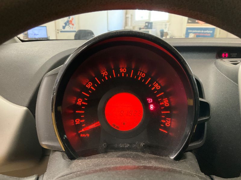 Citroen C1 1.2 VTi Feel 2017 – снимка 18
