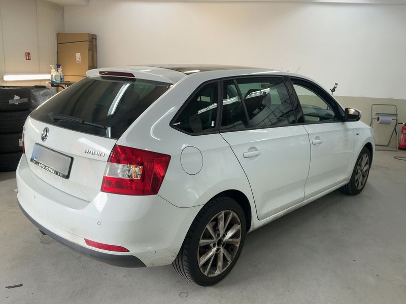 Skoda Rapid Spaceback 1.2 TSI Drive — zdjęcie 6