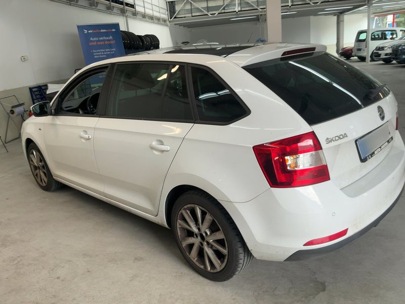 Skoda Rapid Spaceback 1.2 TSI Drive — zdjęcie 3