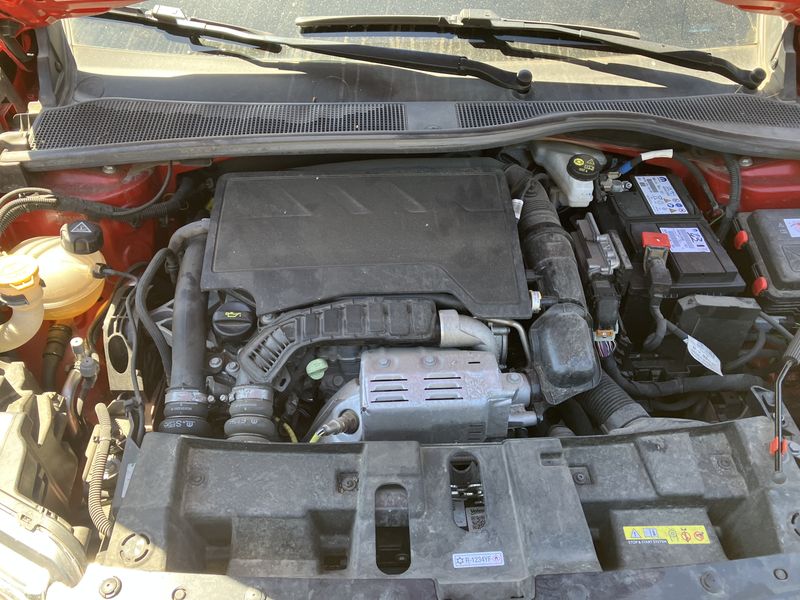 Jeep Avenger 1.2 T-GDI Altitude — zdjęcie 8