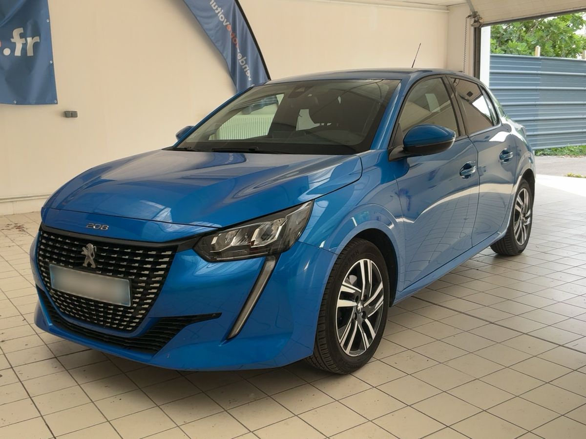 Peugeot 208 2021 — photo 1