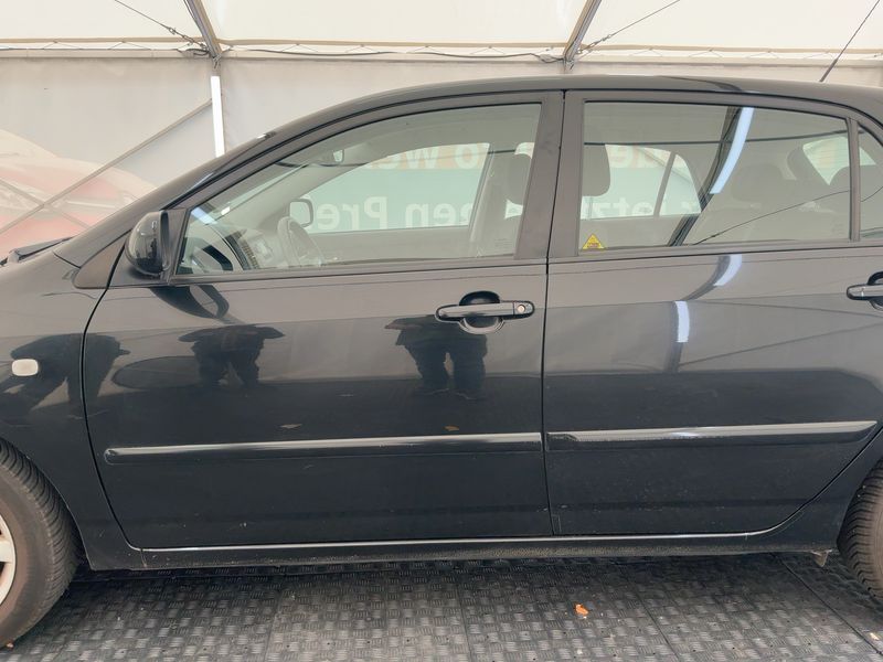 Toyota Corolla 1.6 Compact Edition — zdjęcie 4
