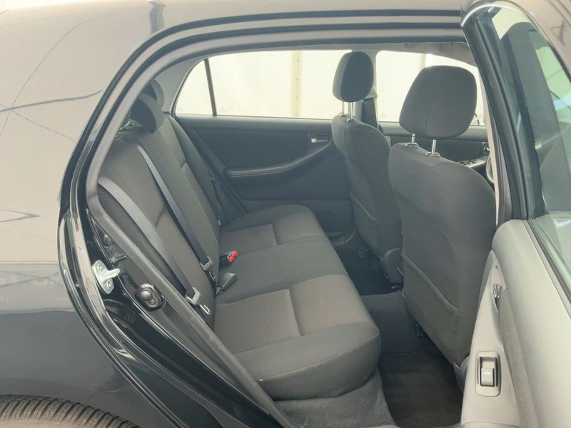 Toyota Corolla 1.6 Compact Edition — zdjęcie 14