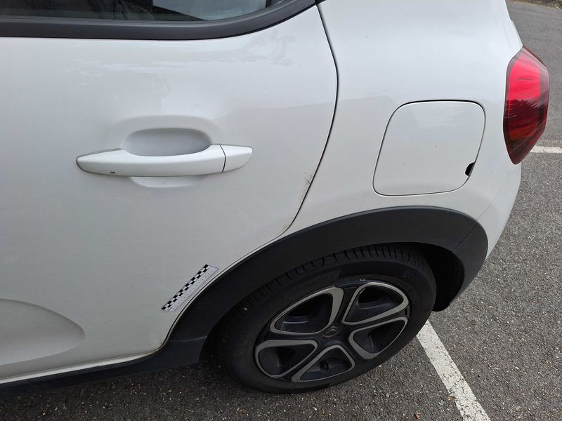Citroen C3 1.2 PureTech Shine 2018 – снимка 37